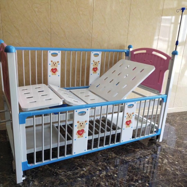 LK-A9柵欄式豪華雙搖兒童護(hù)理床(圖4) LK-A9柵欄式豪華雙搖兒童護(hù)理床(圖4)